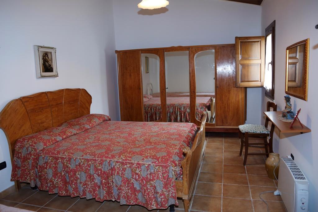 Maida B&B Vaiana الغرفة الصورة